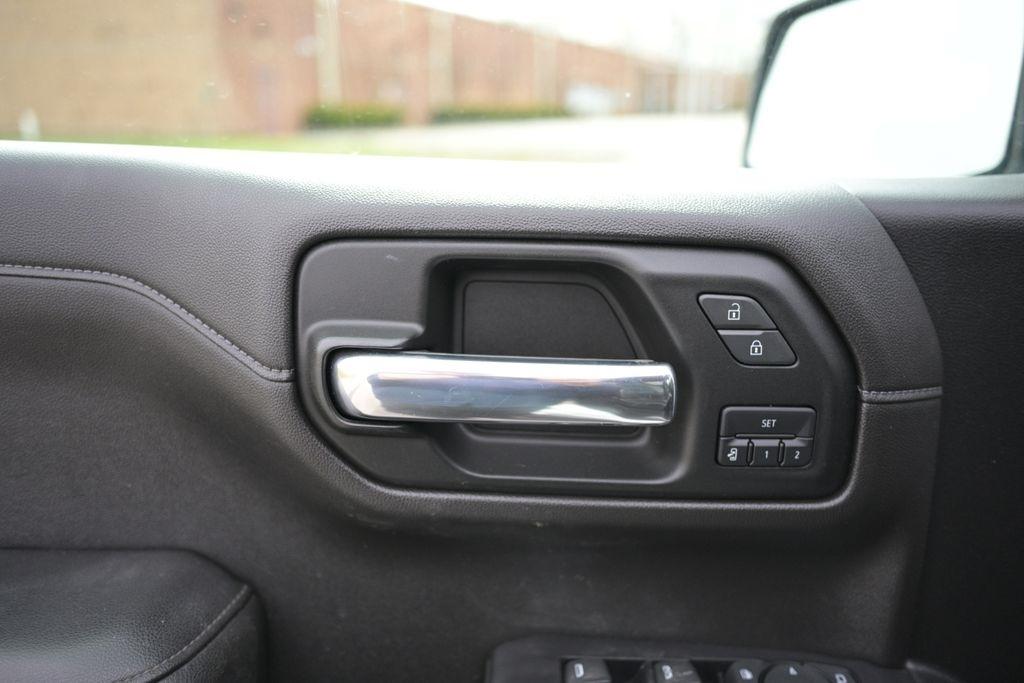 Chevrolet Silverado 1500 4WD Crew Cab 147" LTZ 2019