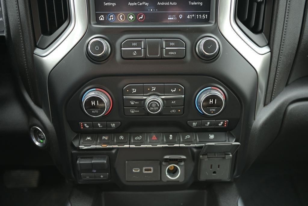 Chevrolet Silverado 1500 4WD Crew Cab 147" LTZ 2019