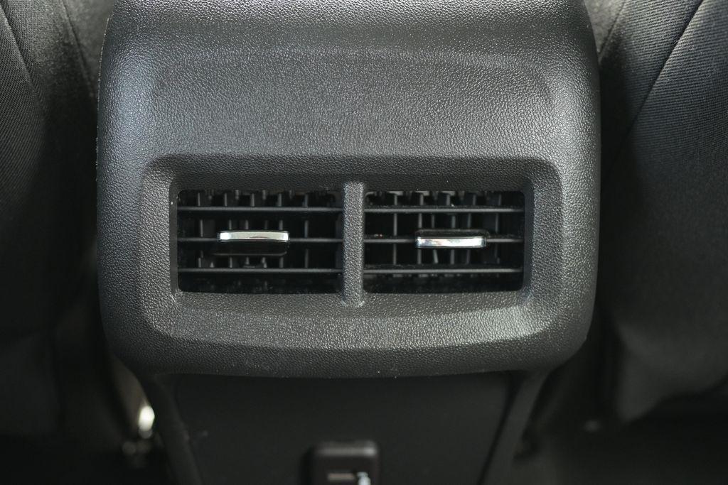 Chevrolet Equinox FWD 4dr LS w/1LS 2023