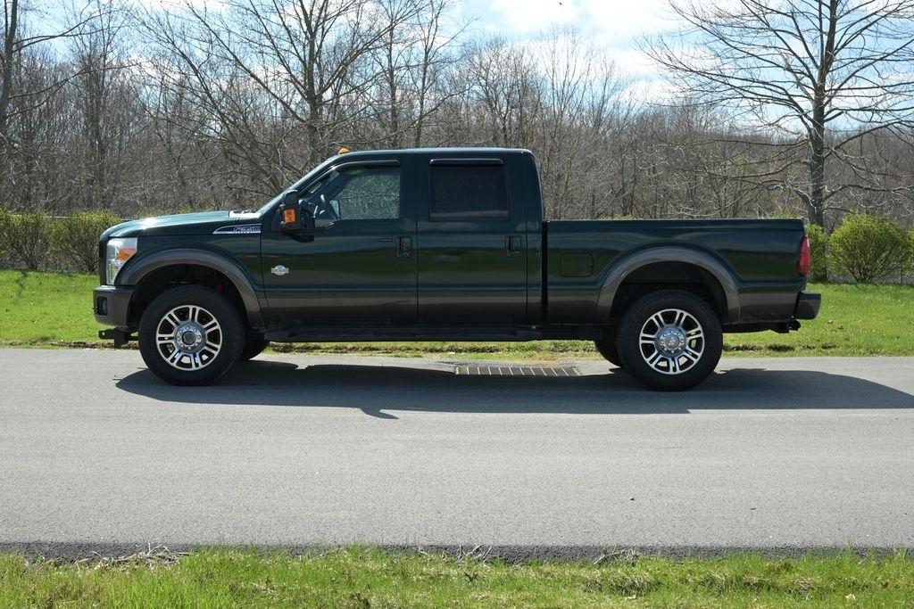 Ford Super Duty F-350 SRW 4WD Crew Cab 156" King Ranch 2016