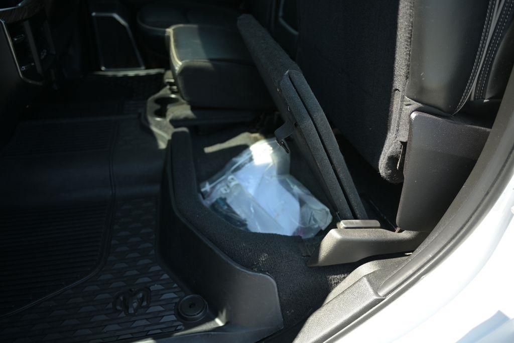 RAM 2500 Laramie 4x4 Crew Cab 6'4" Box 2019