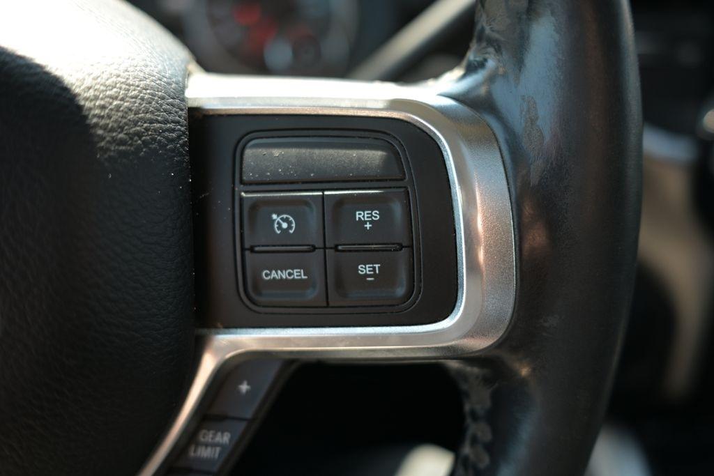 RAM 2500 Laramie 4x4 Crew Cab 6'4" Box 2019