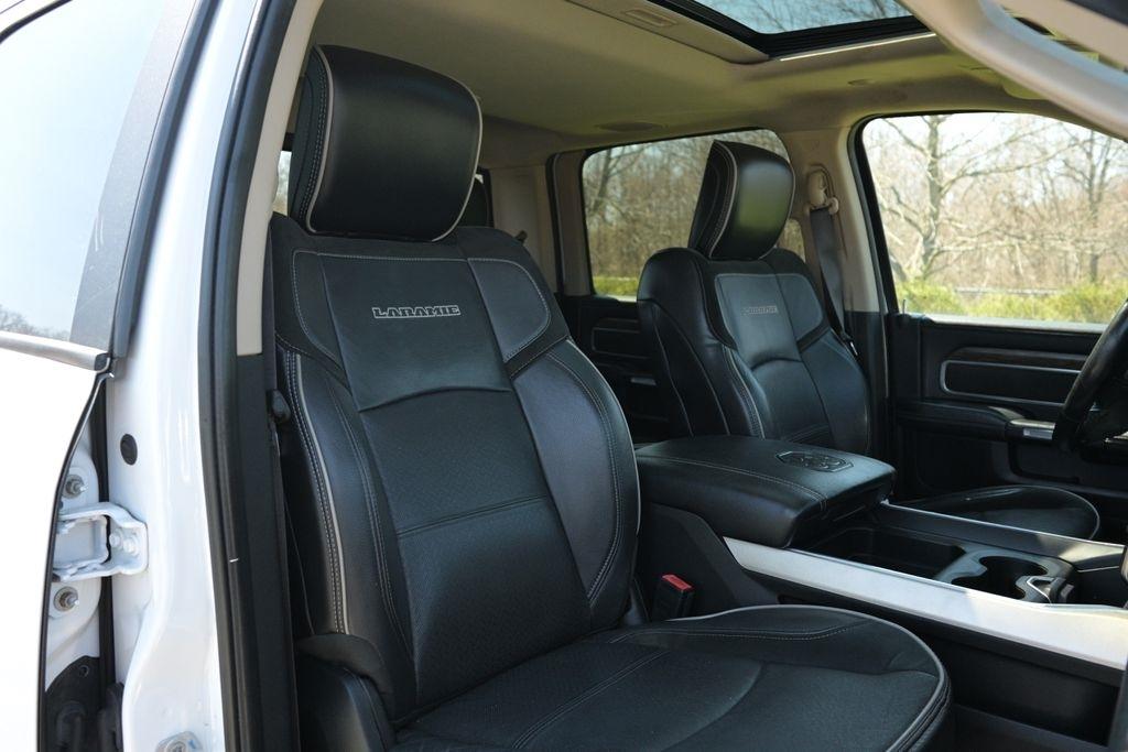 RAM 2500 Laramie 4x4 Crew Cab 6'4" Box 2019