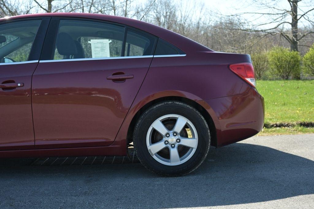 Chevrolet Cruze Limited 4dr Sdn Auto LT w/1LT 2016