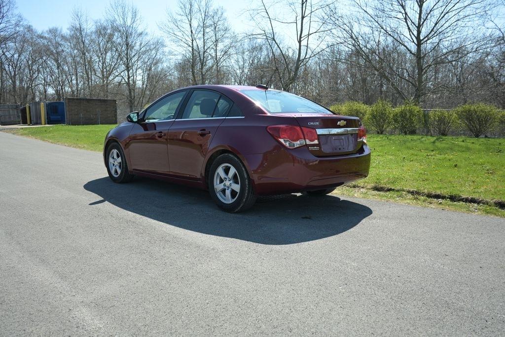 Chevrolet Cruze Limited 4dr Sdn Auto LT w/1LT 2016