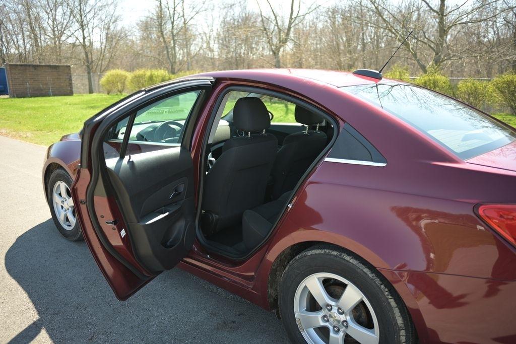 Chevrolet Cruze Limited 4dr Sdn Auto LT w/1LT 2016