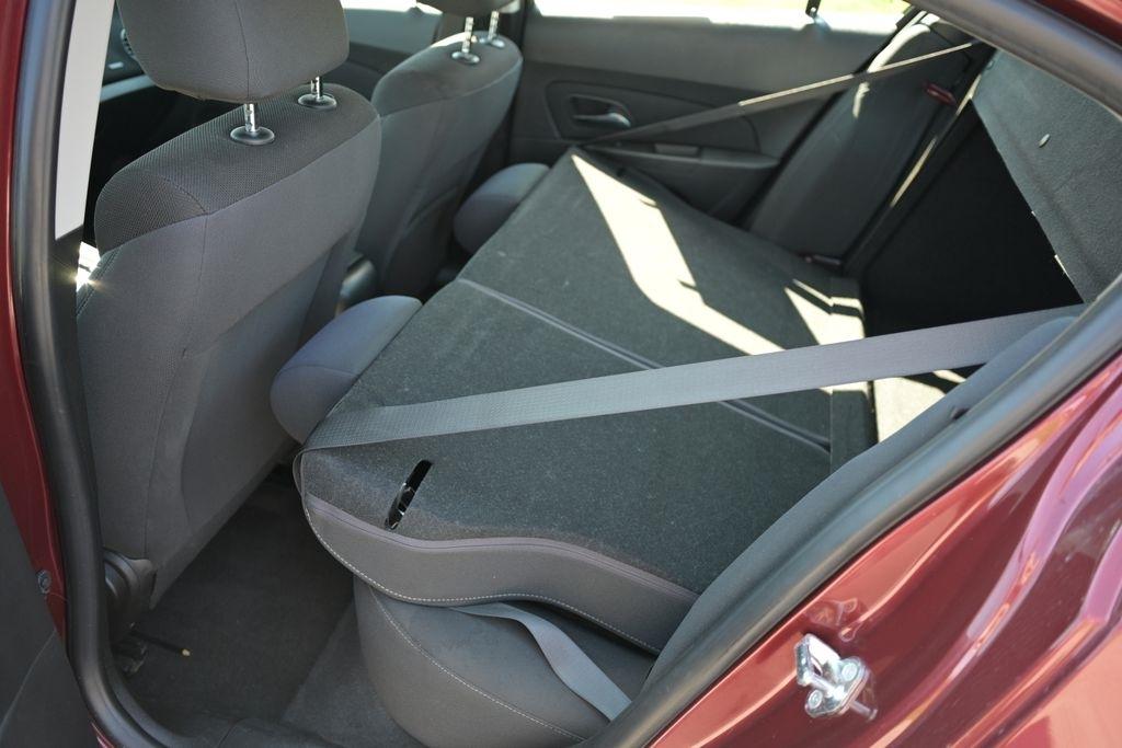 Chevrolet Cruze Limited 4dr Sdn Auto LT w/1LT 2016