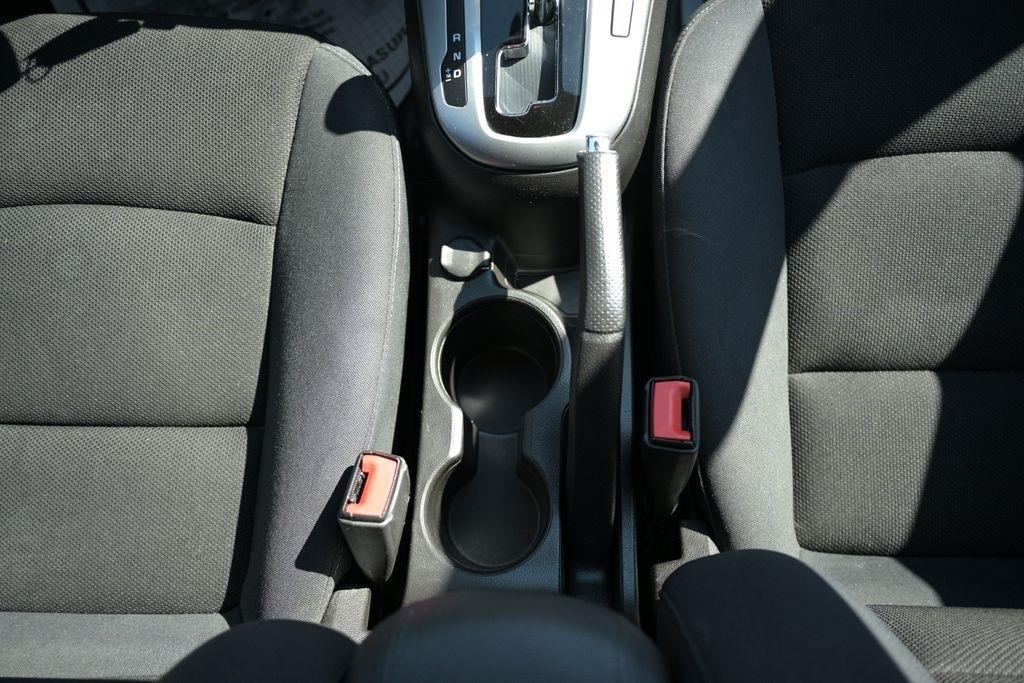 Chevrolet Cruze Limited 4dr Sdn Auto LT w/1LT 2016