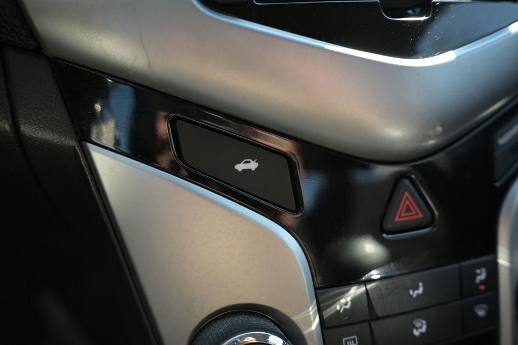 Chevrolet Cruze Limited 4dr Sdn Auto LT w/1LT 2016