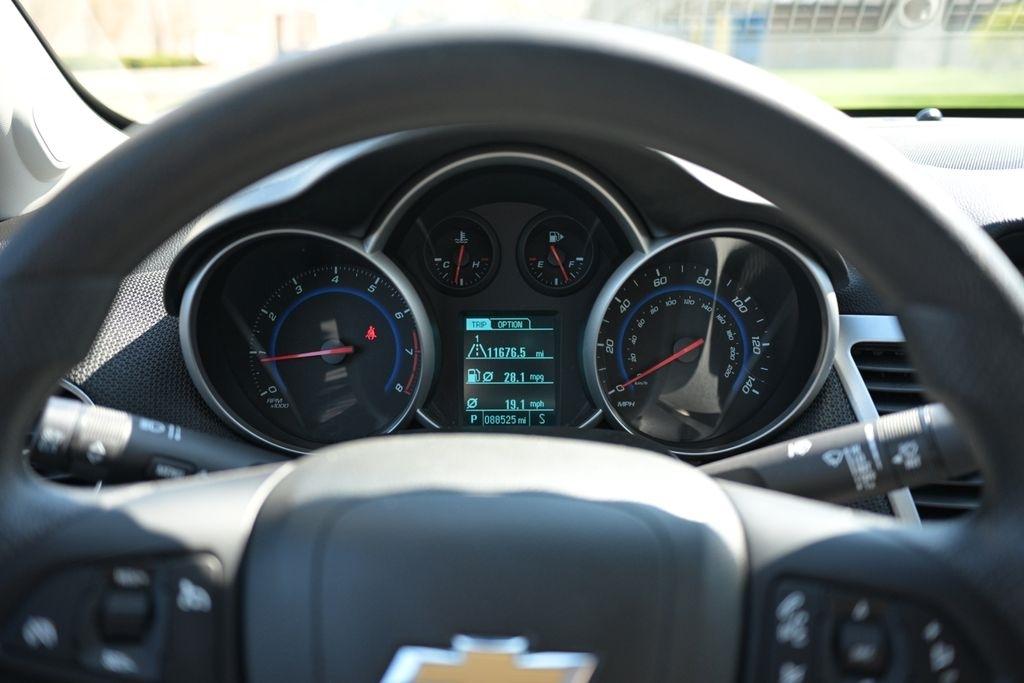 Chevrolet Cruze Limited 4dr Sdn Auto LT w/1LT 2016