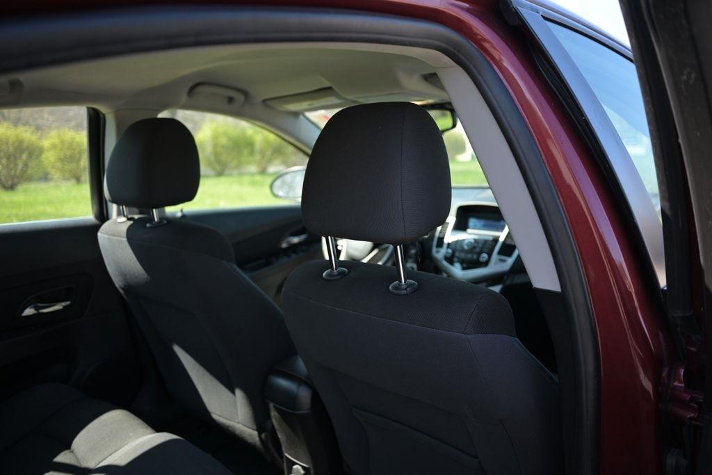 Chevrolet Cruze Limited 4dr Sdn Auto LT w/1LT 2016