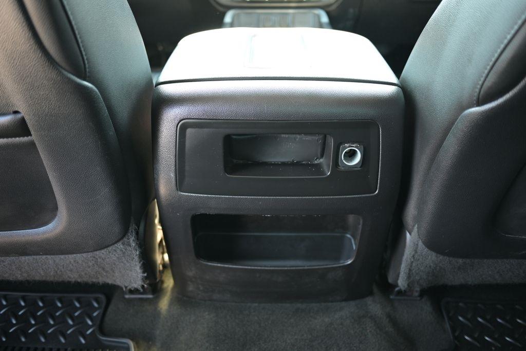 GMC Sierra 1500 4WD Crew Cab 143.5" SLT 2014