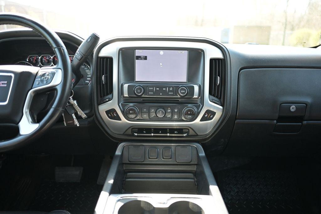 GMC Sierra 1500 4WD Crew Cab 143.5" SLT 2014