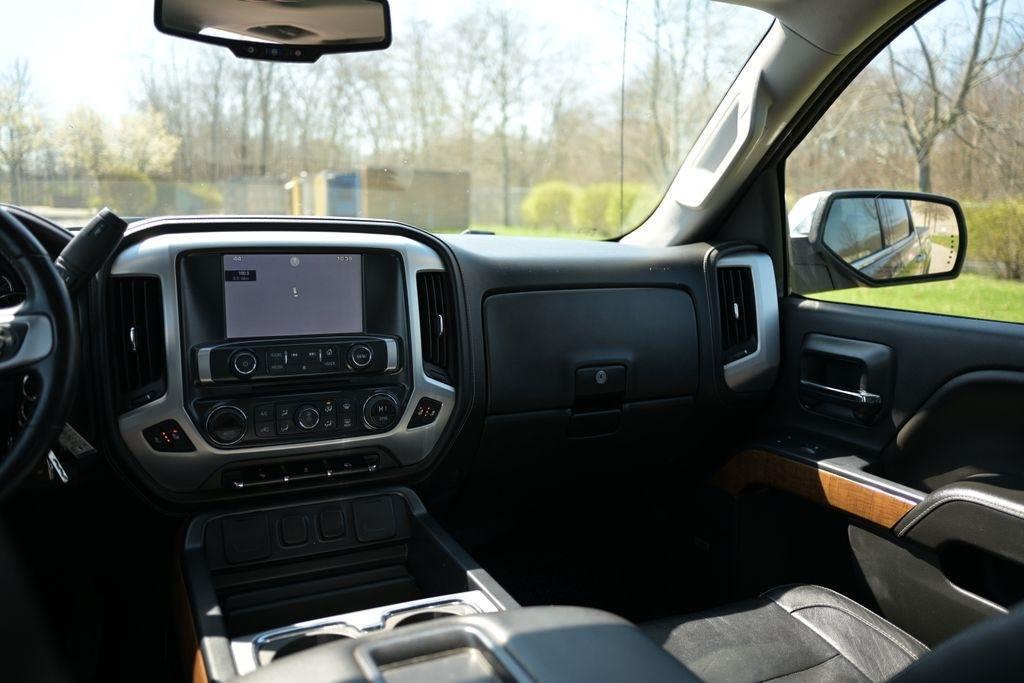 GMC Sierra 1500 4WD Crew Cab 143.5" SLT 2014