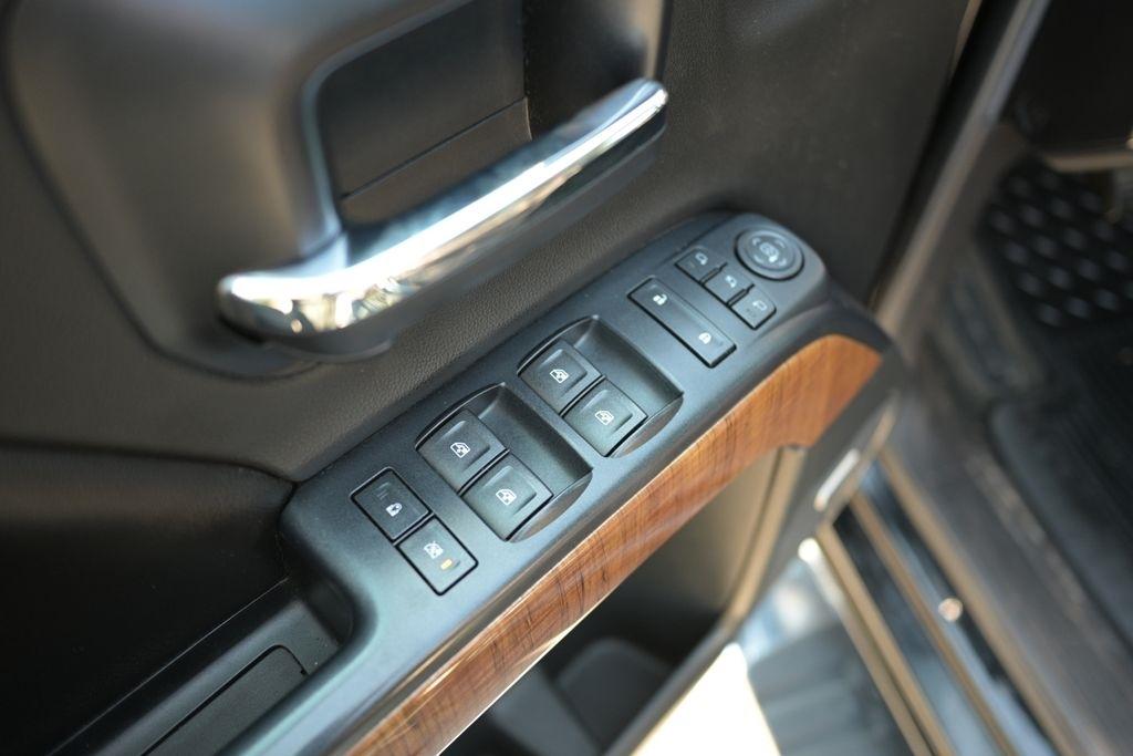 GMC Sierra 1500 4WD Crew Cab 143.5" SLT 2014