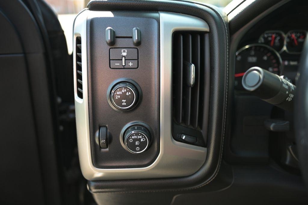 GMC Sierra 1500 4WD Crew Cab 143.5" SLT 2014