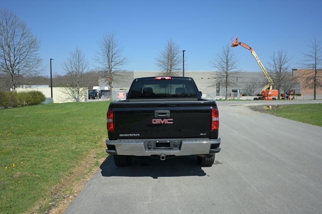 GMC Sierra 1500 4WD Crew Cab 143.5" SLT 2014