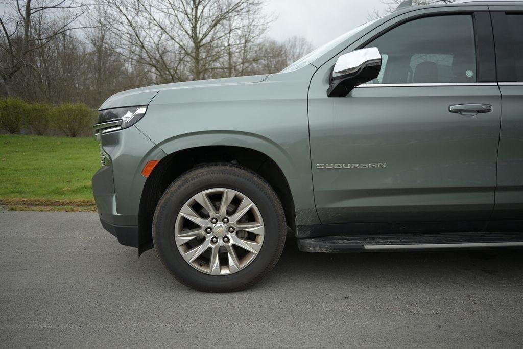 Chevrolet Suburban 4WD 4dr Premier 2023