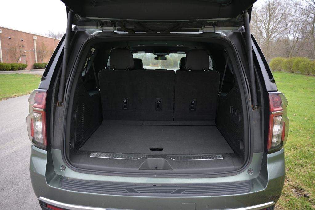 Chevrolet Suburban 4WD 4dr Premier 2023