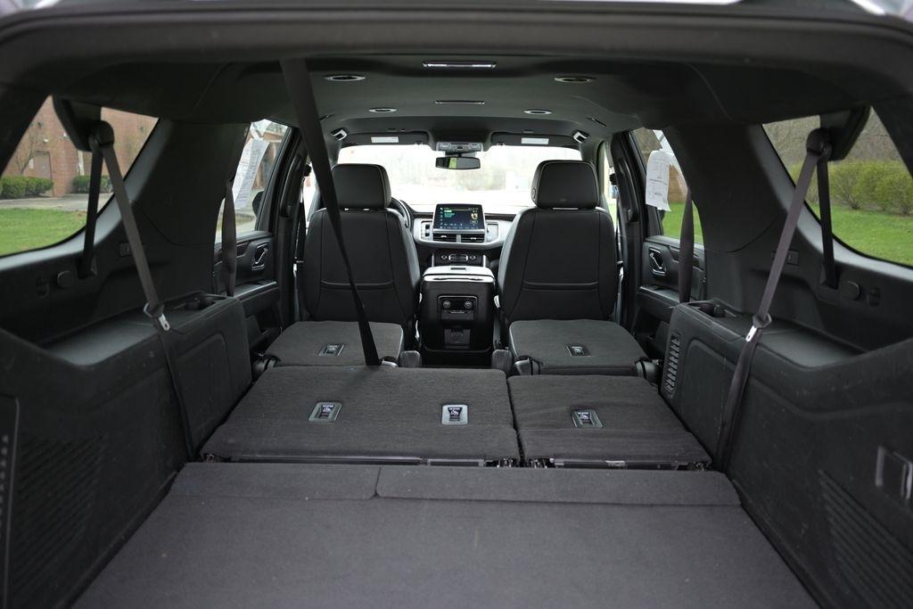 Chevrolet Suburban 4WD 4dr Premier 2023