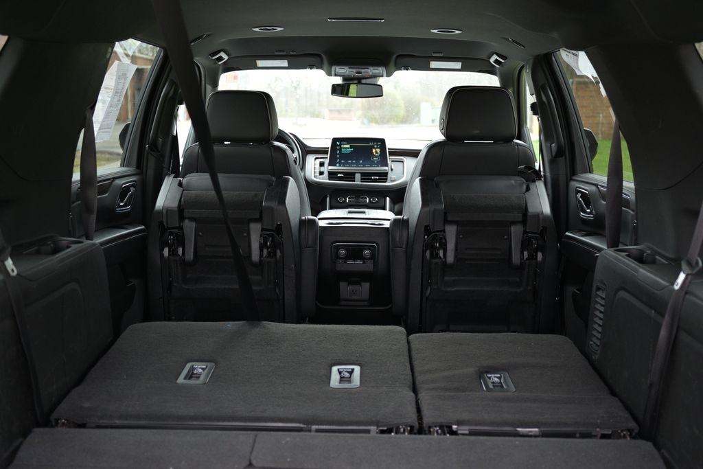 Chevrolet Suburban 4WD 4dr Premier 2023