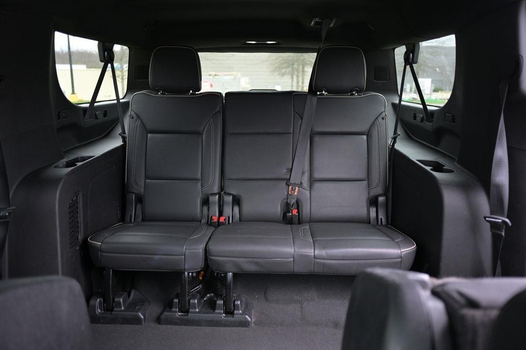 Chevrolet Suburban 4WD 4dr Premier 2023