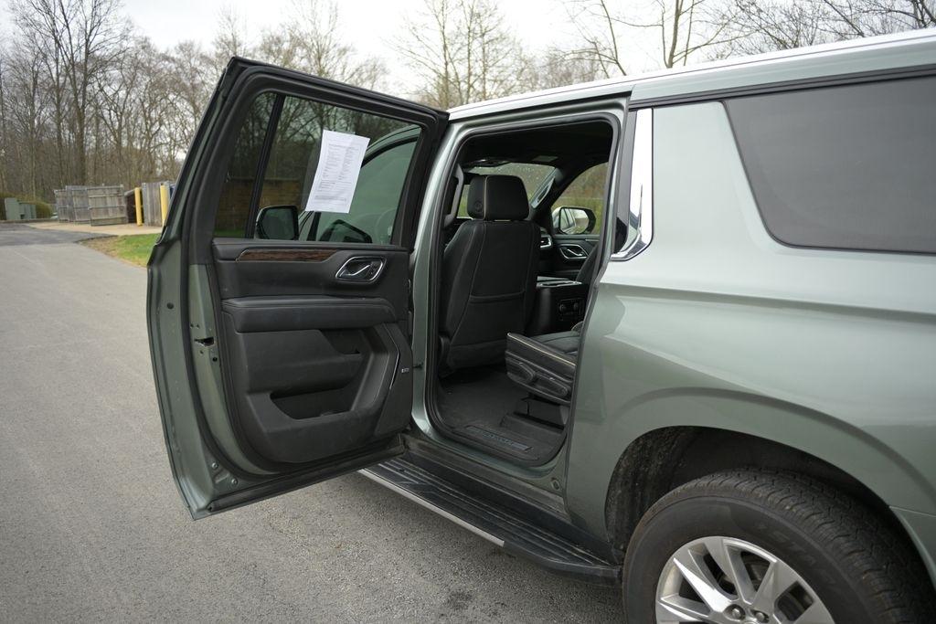 Chevrolet Suburban 4WD 4dr Premier 2023