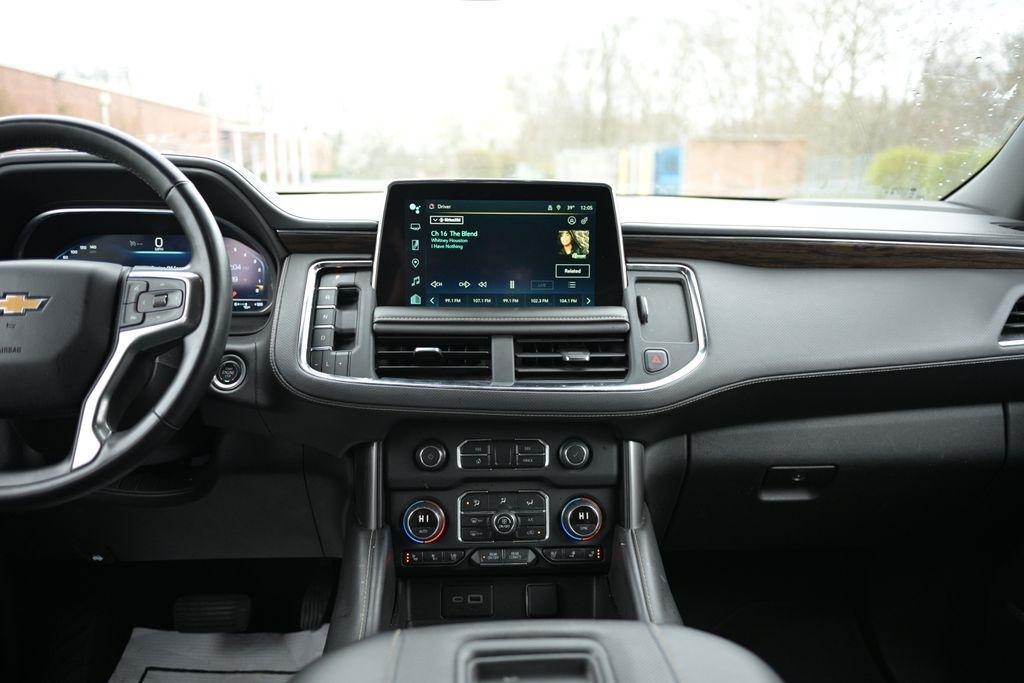 Chevrolet Suburban 4WD 4dr Premier 2023