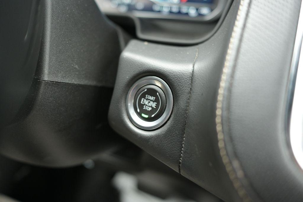 Chevrolet Suburban 4WD 4dr Premier 2023