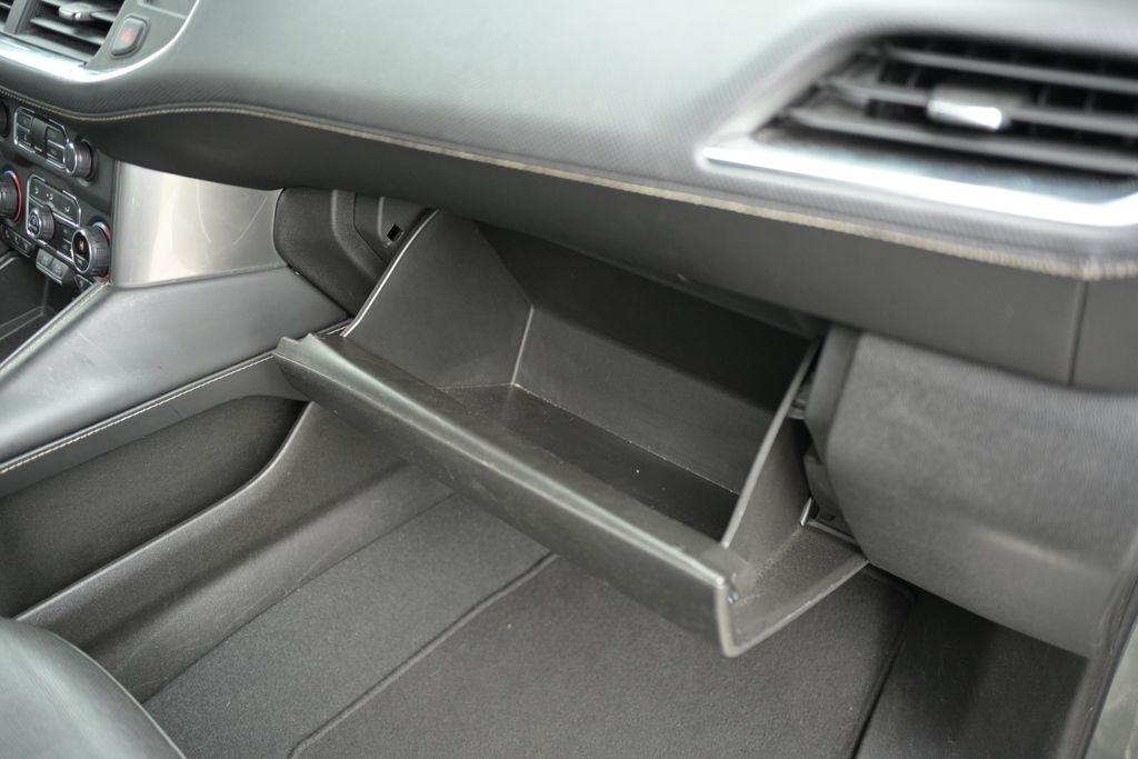 Chevrolet Suburban 4WD 4dr Premier 2023