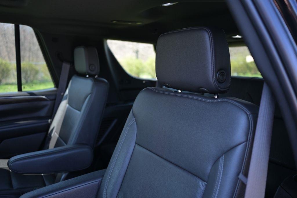 Chevrolet Tahoe 4WD 4dr Z71 2023