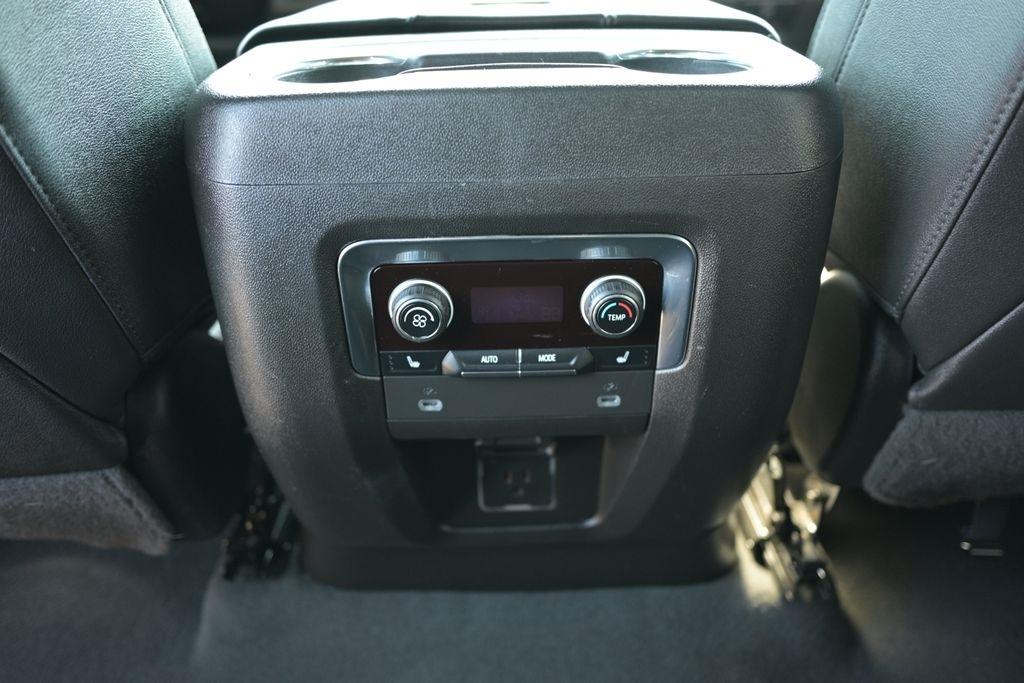 Chevrolet Tahoe 4WD 4dr Z71 2023