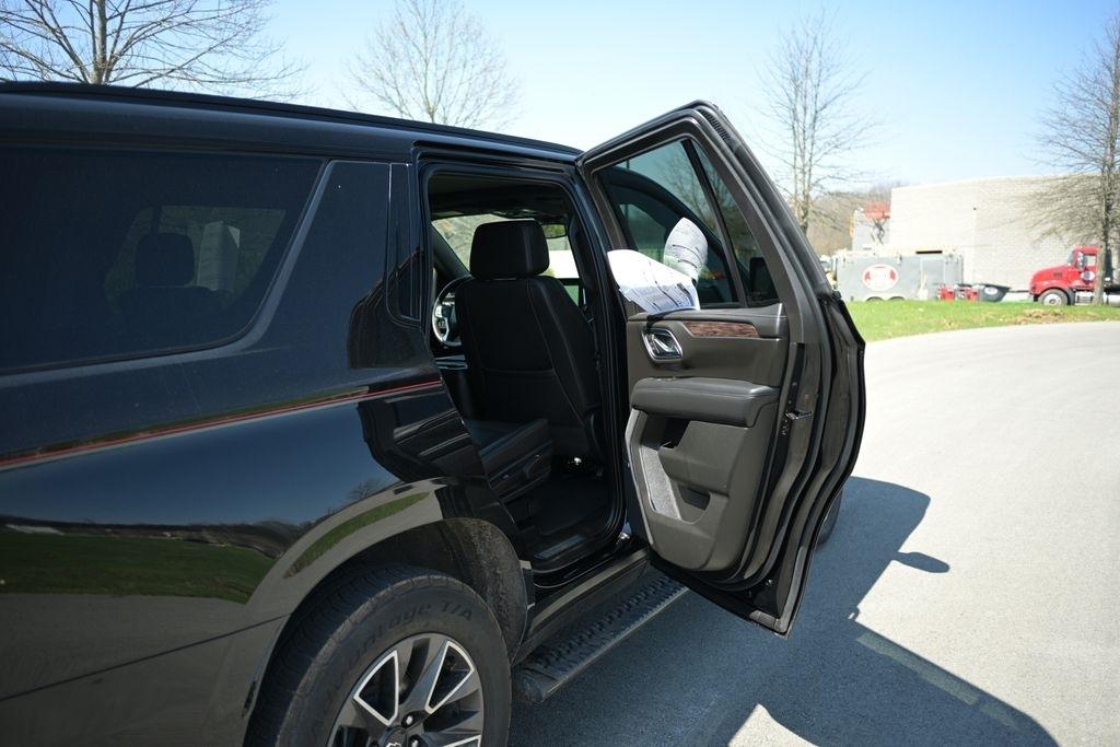 Chevrolet Tahoe 4WD 4dr Z71 2023