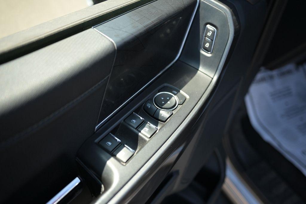 Ford F-150 King Ranch 4WD SuperCrew 5.5' Box 2023