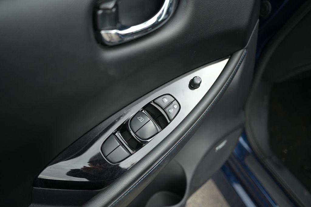 Nissan Leaf SL PLUS Hatchback 2020