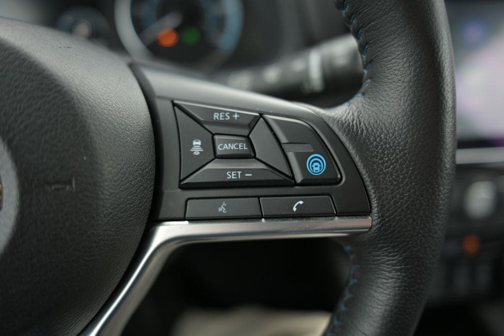 Nissan Leaf SL PLUS Hatchback 2020