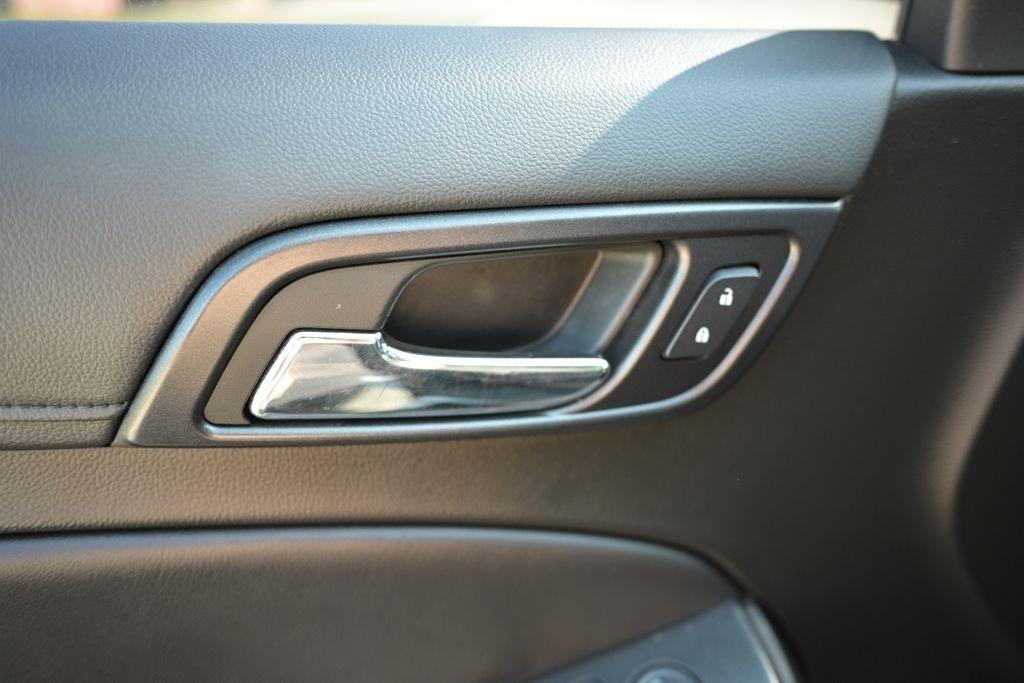 Chevrolet Tahoe 4WD 4dr LT 2019