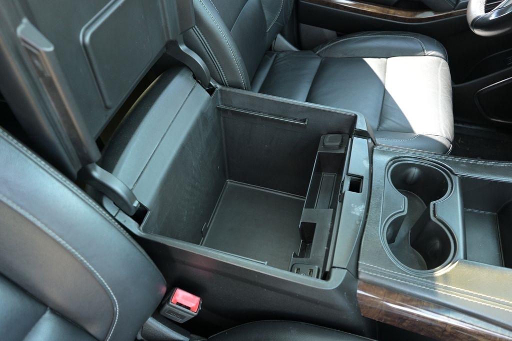 Chevrolet Tahoe 4WD 4dr LT 2019