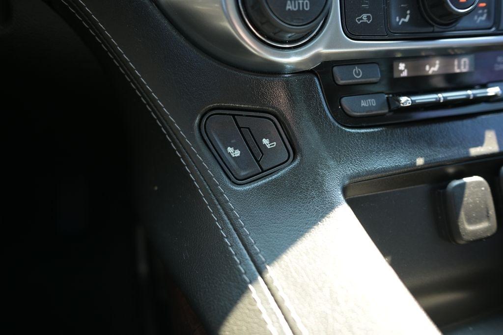 Chevrolet Tahoe 4WD 4dr LT 2019