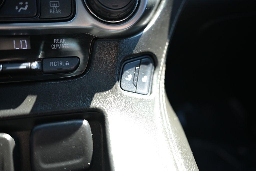 Chevrolet Tahoe 4WD 4dr LT 2019