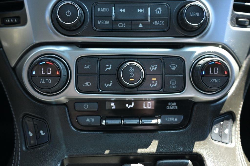 Chevrolet Tahoe 4WD 4dr LT 2019