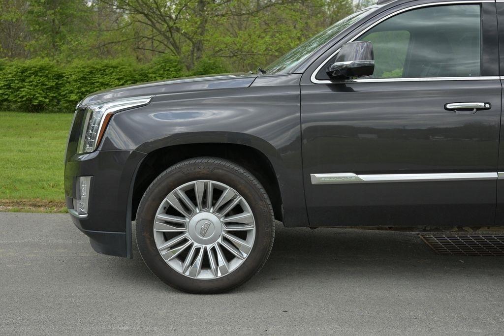 Cadillac Escalade ESV 4WD 4dr Platinum 2015