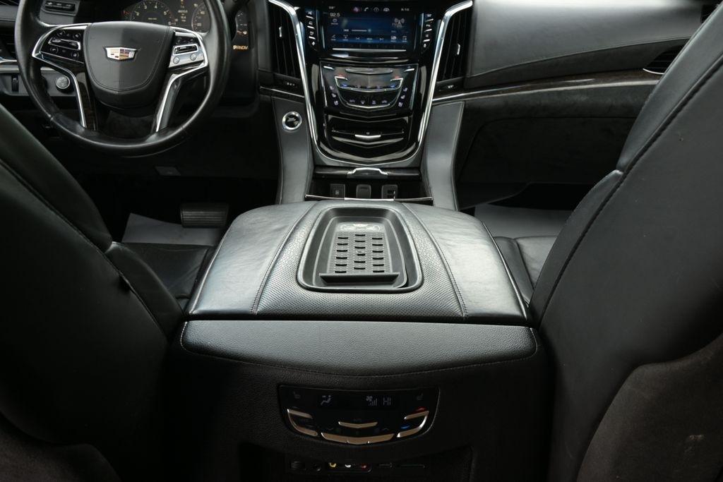 Cadillac Escalade ESV 4WD 4dr Platinum 2015