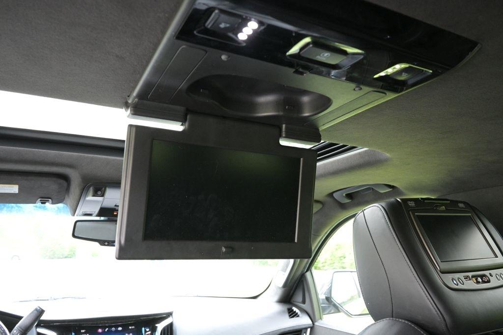 Cadillac Escalade ESV 4WD 4dr Platinum 2015
