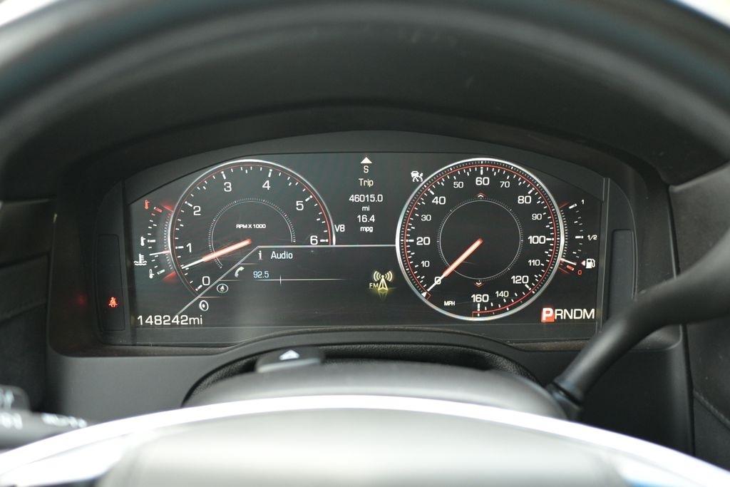 Cadillac Escalade ESV 4WD 4dr Platinum 2015