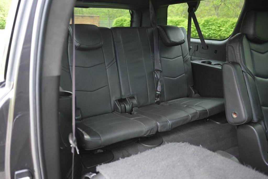 Cadillac Escalade ESV 4WD 4dr Platinum 2015