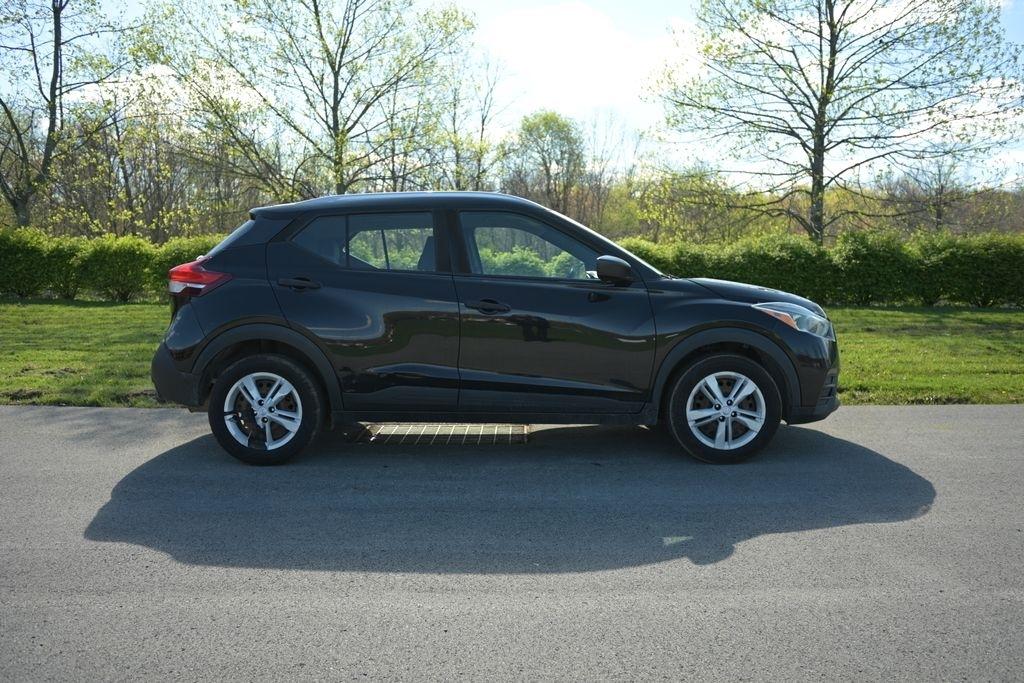 Nissan Kicks S FWD 2019