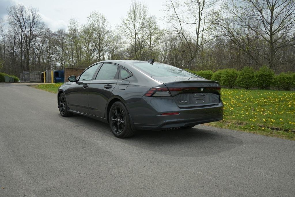 Honda Accord Sedan SE CVT 2025