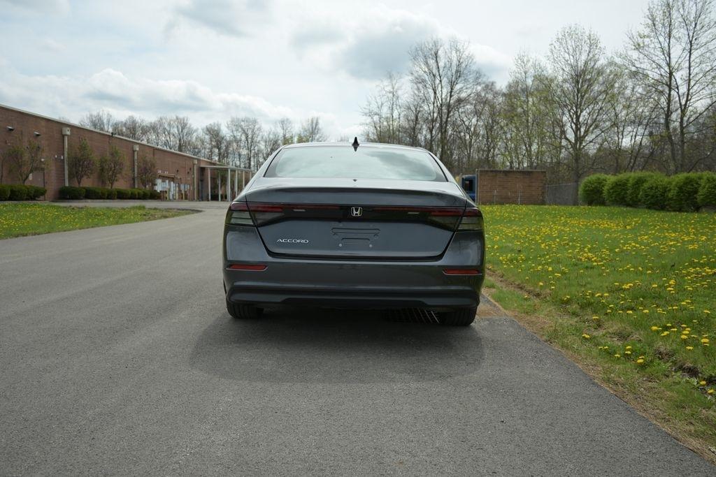 Honda Accord Sedan SE CVT 2025