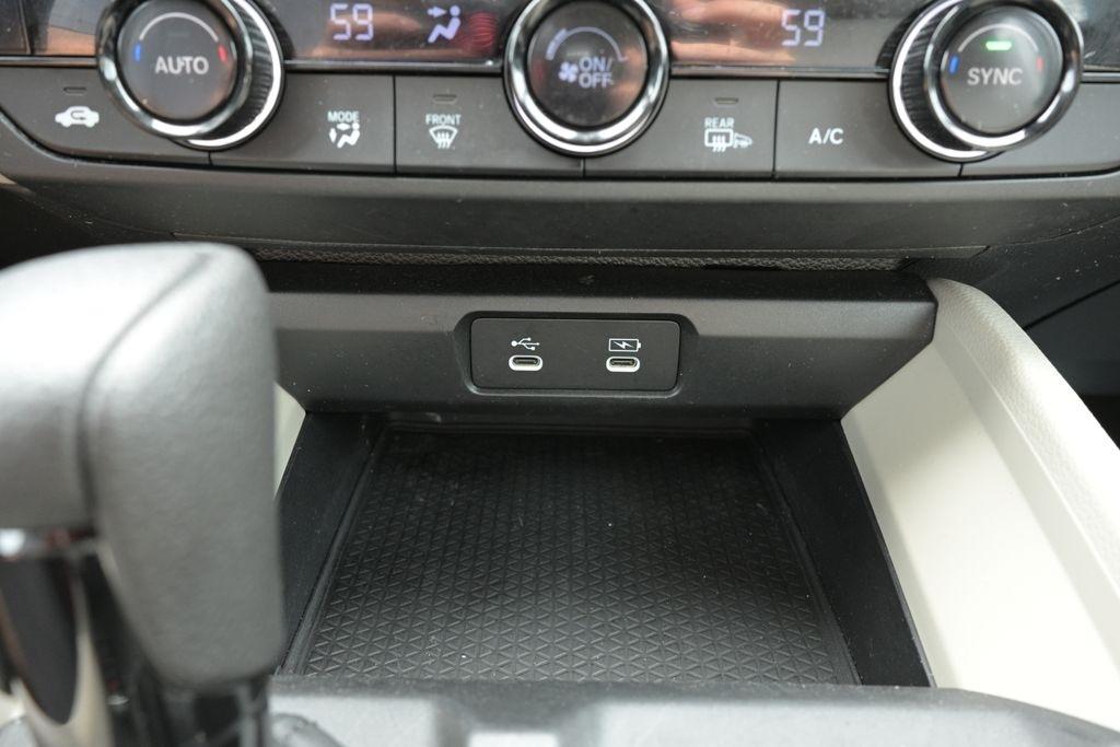 Honda Accord Sedan SE CVT 2025
